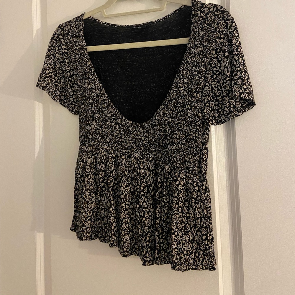 Black floral blouse. Size medium from Lucky Brand.